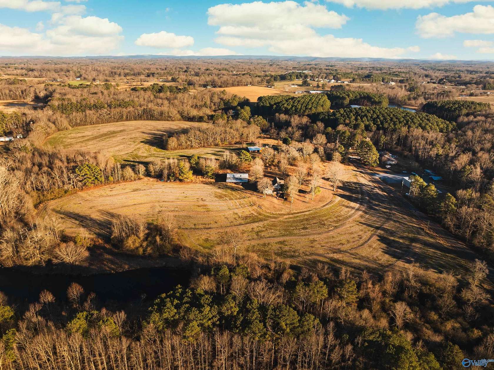 17.5 Acres of Land with Home for Sale in Boaz, Alabama