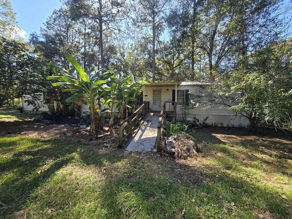 2.3 Acres of Land with Home for Sale in Albany, Georgia