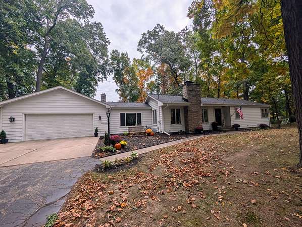 1.87 Acres of Land with Home for Sale in Battle Creek, Michigan
