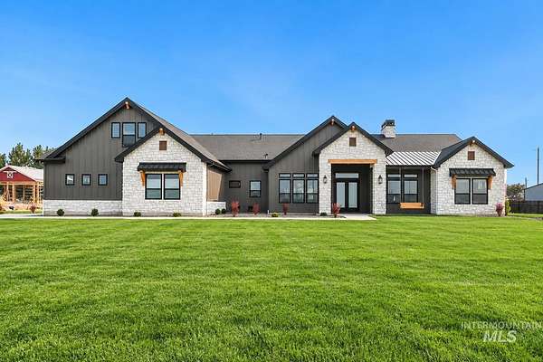 2 Acres of Land with Home for Sale in Nampa, Idaho