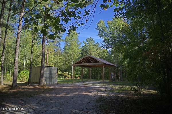 18.4 Acres of Recreational & Residential Land for Sale in Pall Mall, Tennessee