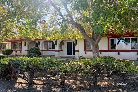 22.5 Acres of Agricultural Land with Home for Sale in Weldon, California