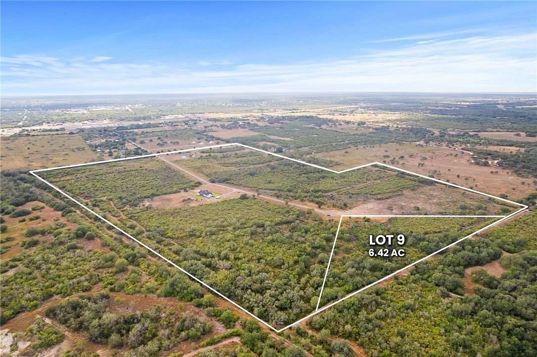 6.42 Acres of Residential Land for Sale in Beeville, Texas