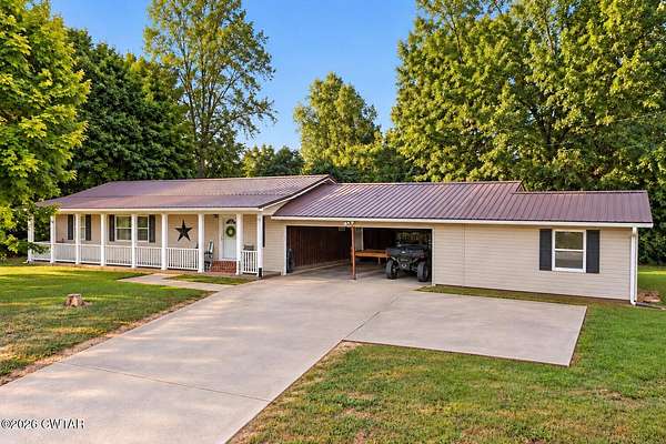 5 Acres of Land with Home for Sale in Dyersburg, Tennessee