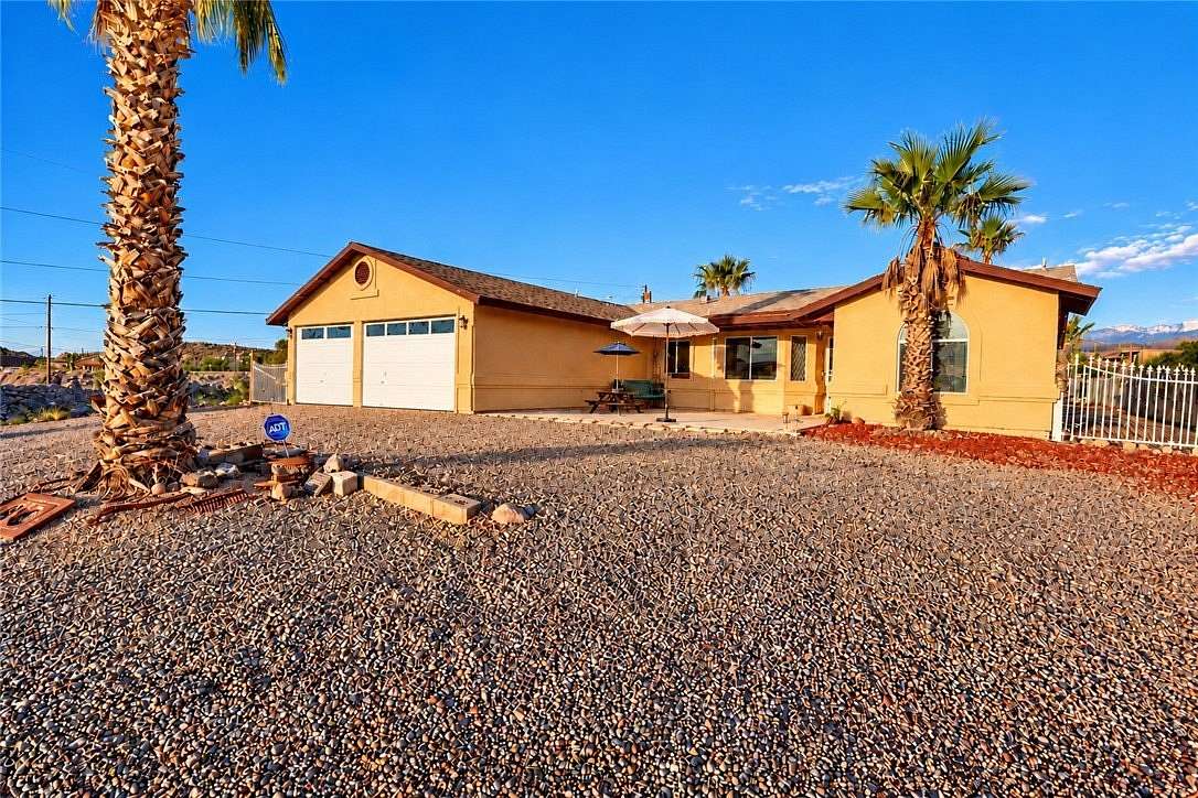 1.68 Acres of Land with Home for Sale in Bullhead City, Arizona