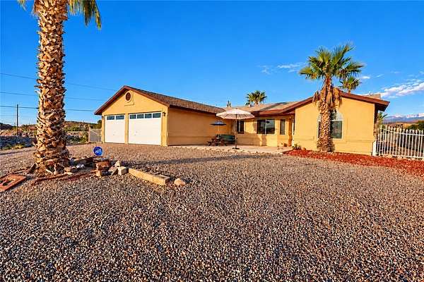 1.68 Acres of Land with Home for Sale in Bullhead City, Arizona
