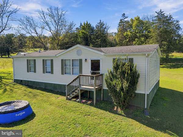 25.5 Acres of Agricultural Land with Home for Sale in Amissville, Virginia