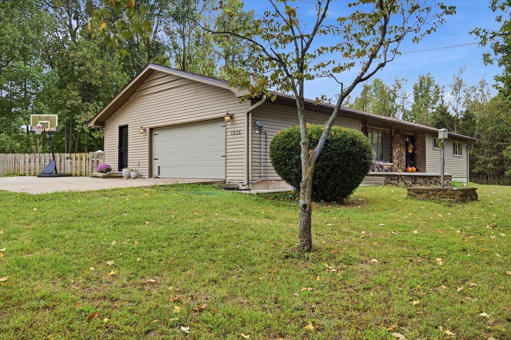 14.9 Acres of Land with Home for Sale in Springfield, Missouri