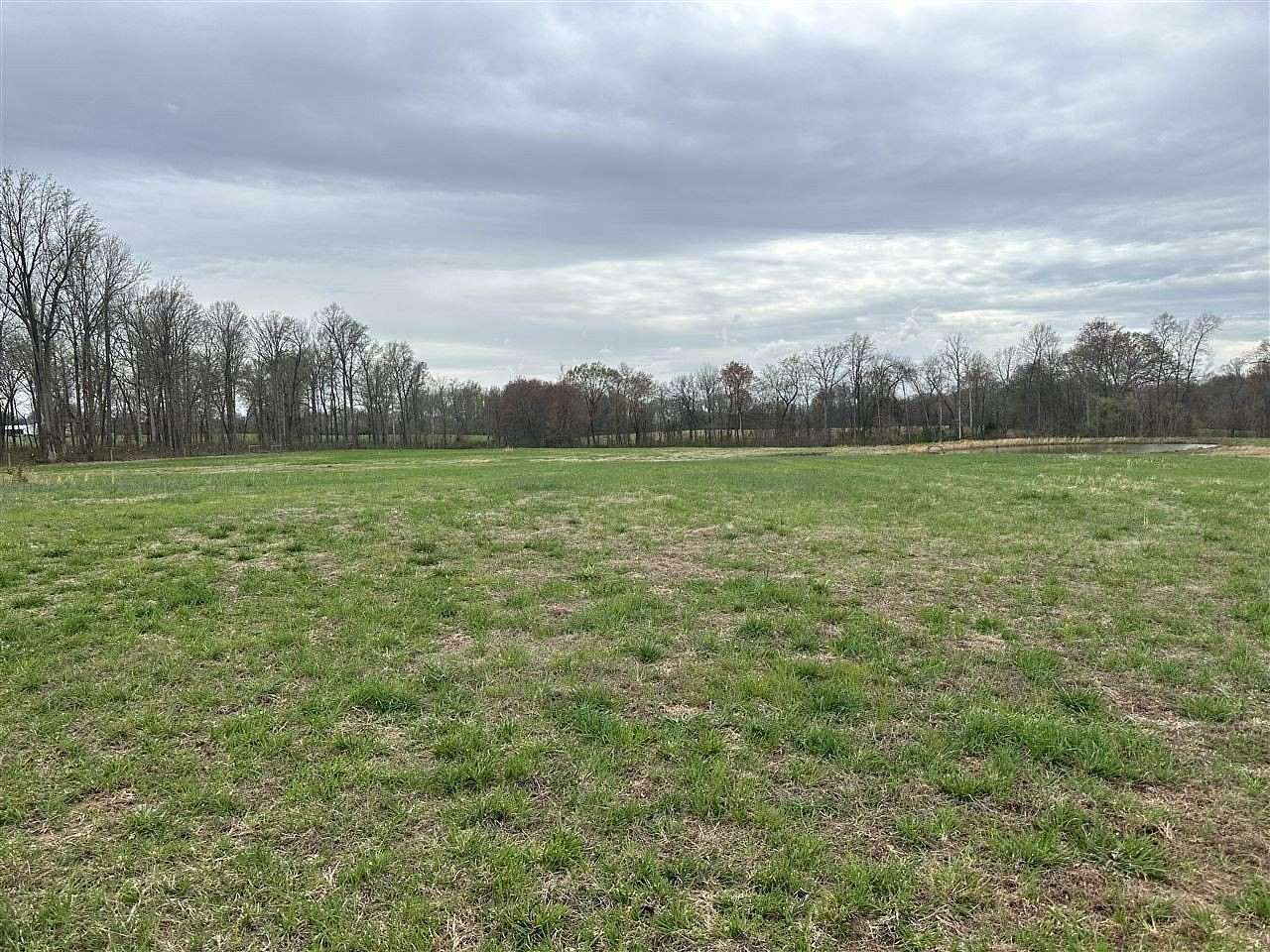 4 Acres of Residential Land for Sale in Franklin, Kentucky