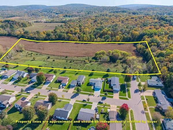 18 Acres of Recreational & Residential Land for Sale in Baraboo, Wisconsin