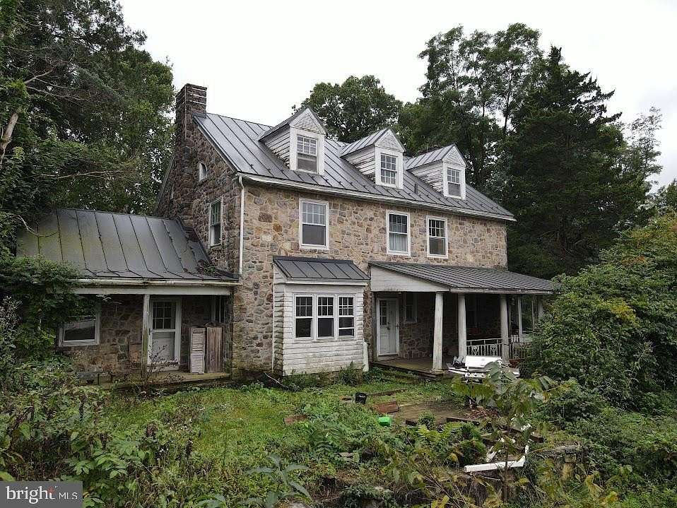 16.3 Acres of Land with Home for Auction in Womelsdorf, Pennsylvania