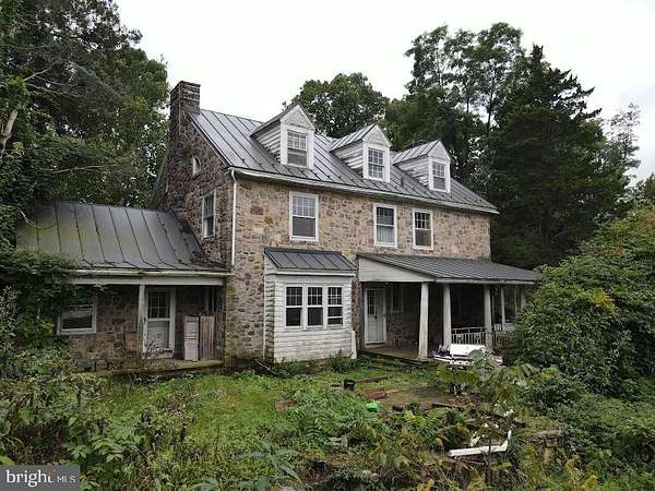 16.3 Acres of Land with Home for Auction in Womelsdorf, Pennsylvania