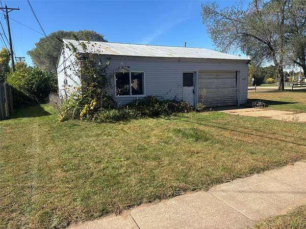 0.17 Acres of Land for Sale in Altoona, Wisconsin