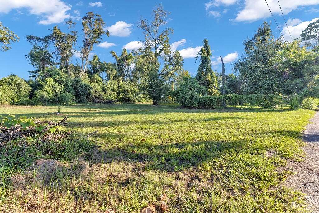 0.71 Acres of Mixed-Use Land for Sale in Valdosta, Georgia