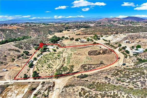 9.59 Acres of Land with Home for Sale in Temecula, California