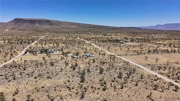 1 Acre of Residential Land for Sale in Dolan Springs, Arizona