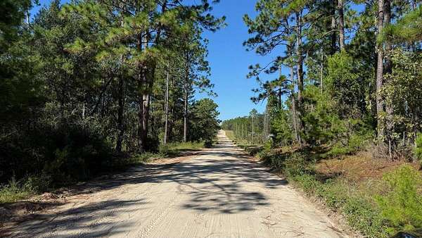 0.35 Acres of Residential Land for Sale in Interlachen, Florida