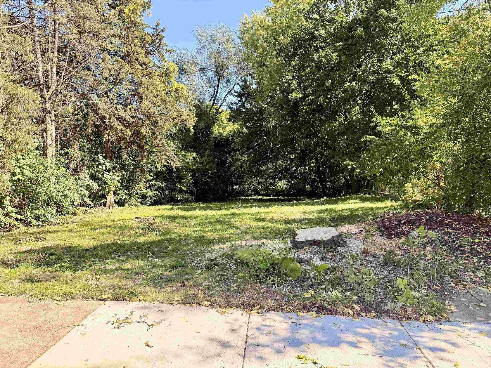 0.13 Acres of Residential Land for Sale in Rockford, Illinois