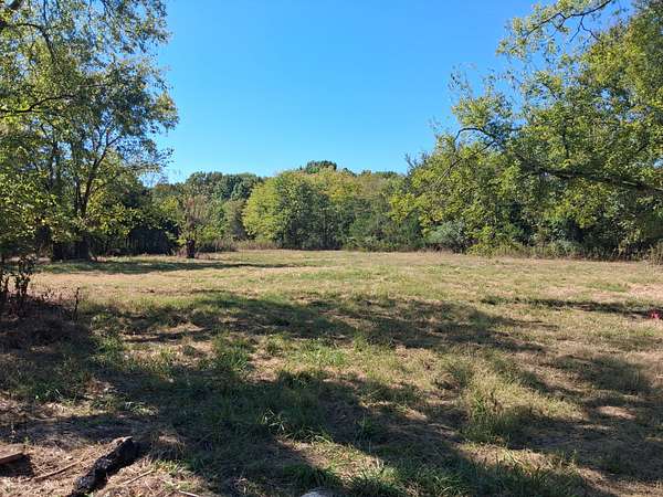 7.5 Acres of Residential Land for Sale in Lewisburg, Tennessee
