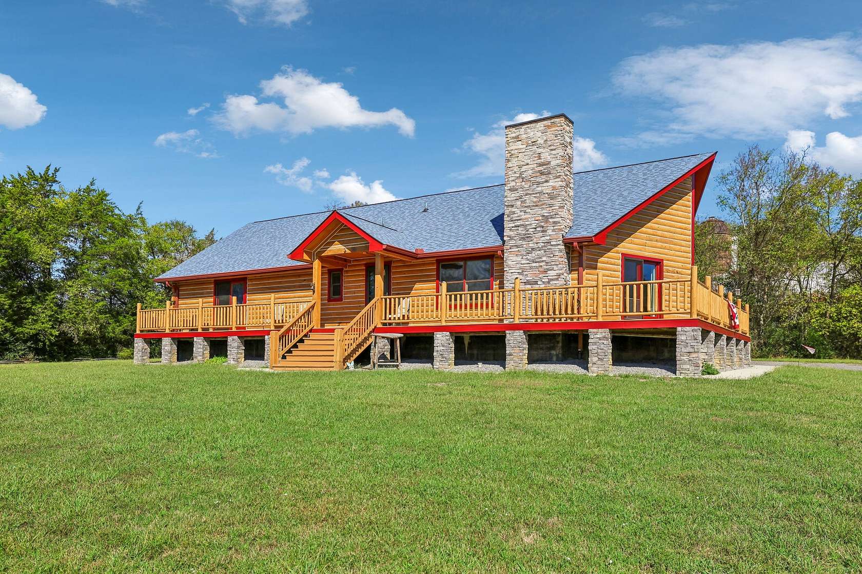 4.56 Acres of Land with Home for Sale in Shelbyville, Tennessee