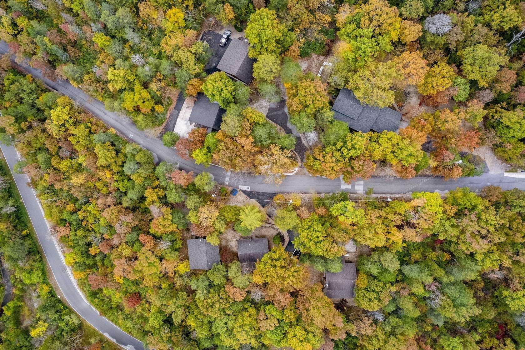 0.99 Acres of Land for Sale in Hollister, Missouri