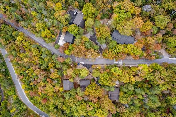 0.99 Acres of Land for Sale in Hollister, Missouri