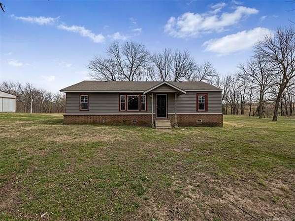 40 Acres of Agricultural Land with Home for Sale in Ramona, Oklahoma