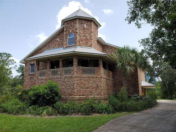 1.88 Acres of Land with Home for Sale in Dade City, Florida