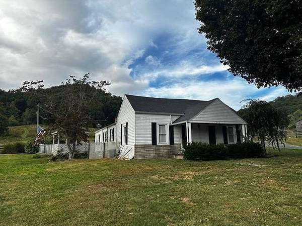 3.77 Acres of Land with Home for Sale in Hustonville, Kentucky