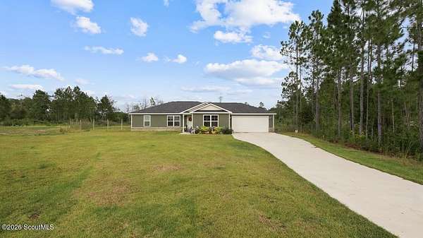 2.18 Acres of Land with Home for Sale in Jesup, Georgia