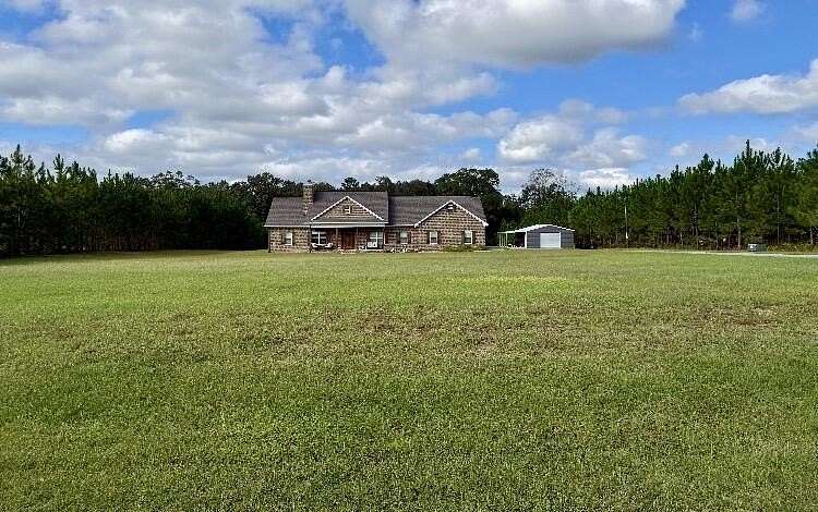 6.4 Acres of Land with Home for Sale in Cottonwood, Alabama