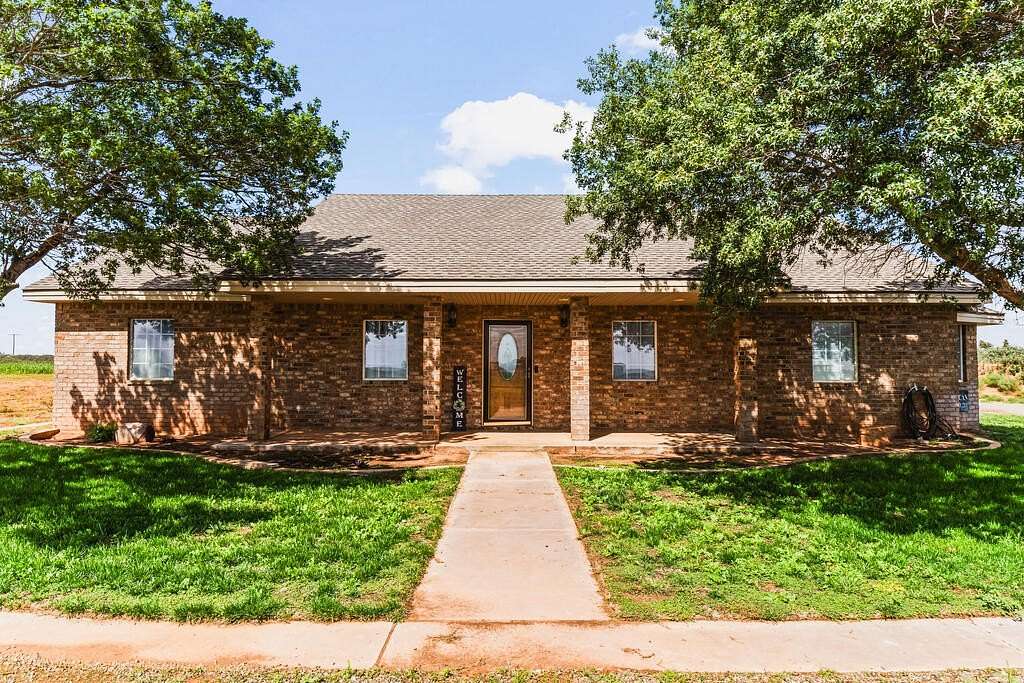 3 Acres of Land with Home for Sale in Seminole, Texas