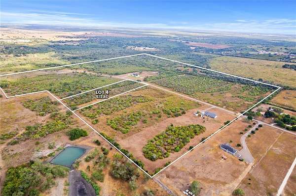 5.13 Acres of Residential Land for Sale in Beeville, Texas