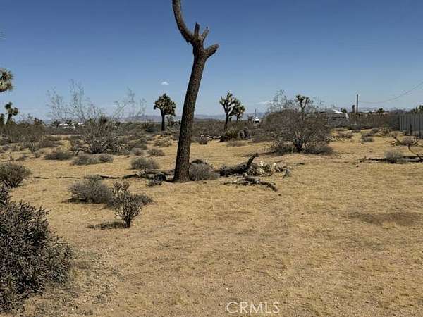 1.25 Acres of Land for Sale in Yucca Valley, California