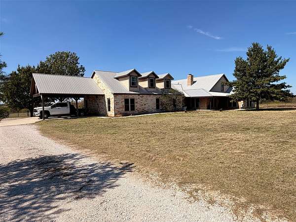 13 Acres of Land with Home for Sale in Ponder, Texas