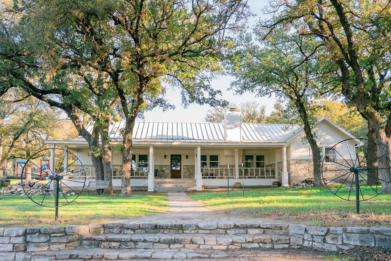 5 Acres of Land with Home for Sale in Reno, Texas