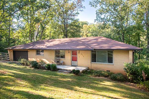 1.6 Acres of Land with Home for Sale in Chattanooga, Tennessee