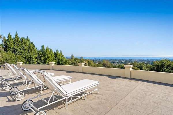 6.2 Acres of Land with Home for Sale in Santa Cruz, California