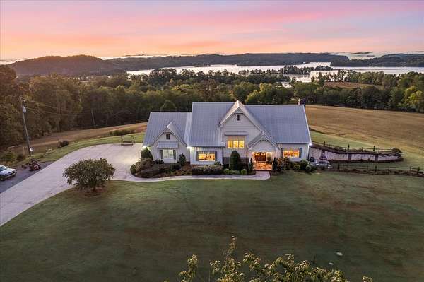 69.8 Acres of Land with Home for Sale in Dayton, Tennessee