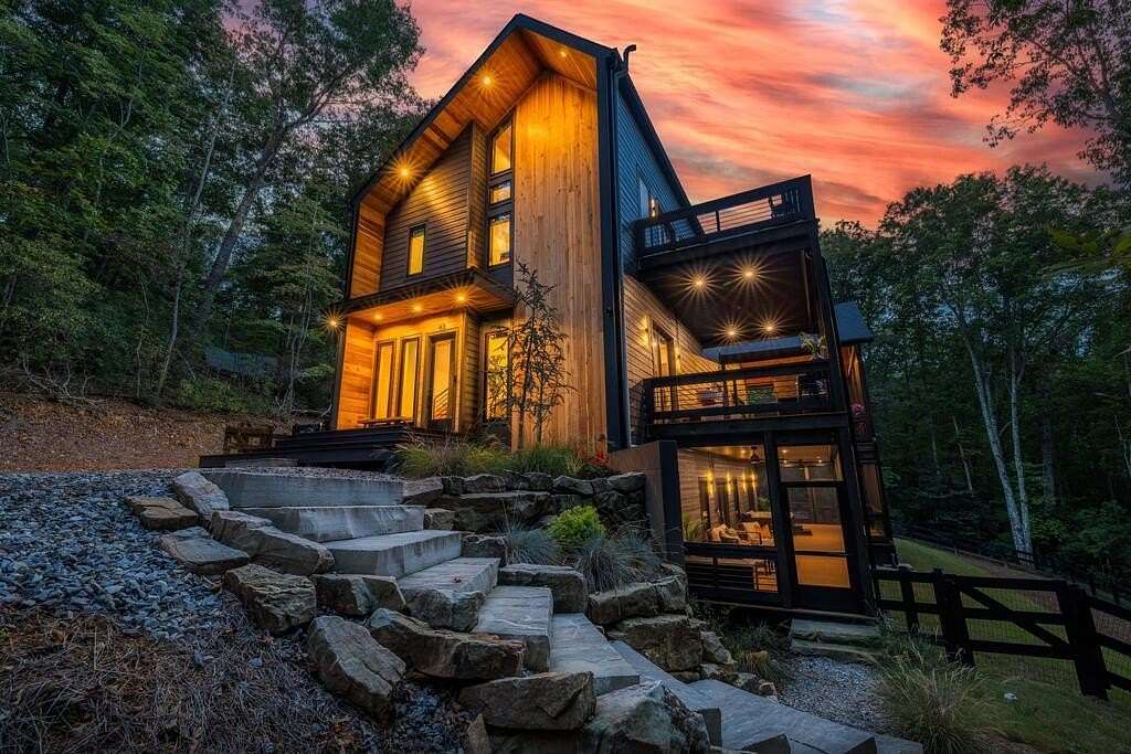 2.47 Acres of Land with Home for Sale in Blue Ridge, Georgia