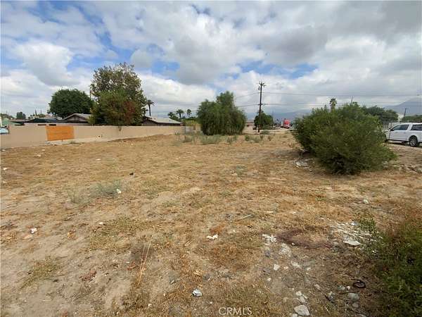 0.32 Acres of Land for Sale in San Bernardino, California