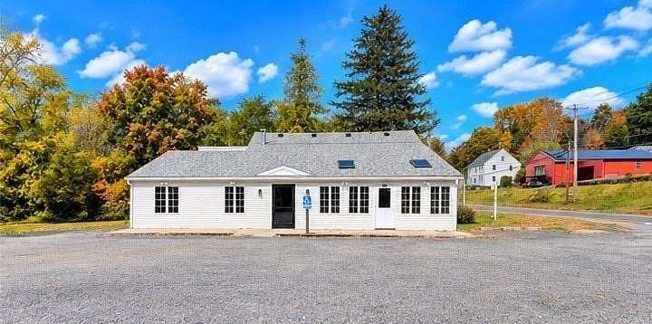 1.6 Acres of Commercial Land for Lease in Brimfield, Massachusetts