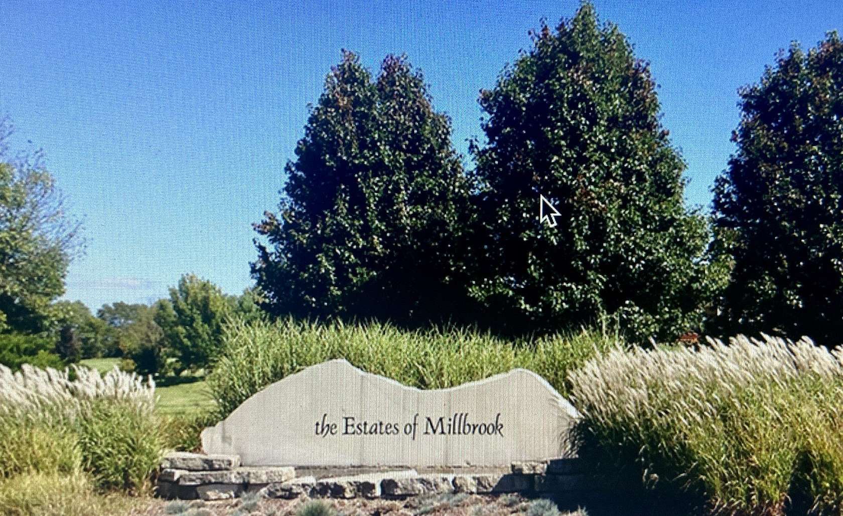 1 Acre of Residential Land for Sale in Millbrook, Illinois