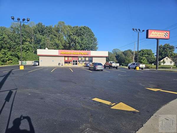 4.53 Acres of Improved Commercial Land for Sale in Martinsville, Virginia
