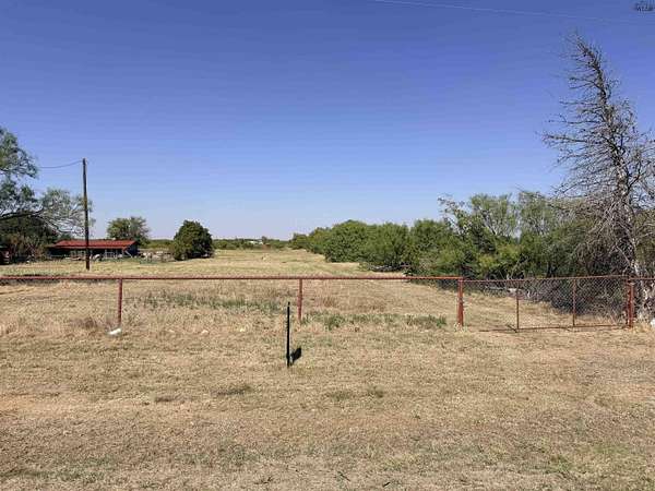 7 Acres of Land for Sale in Wichita Falls, Texas
