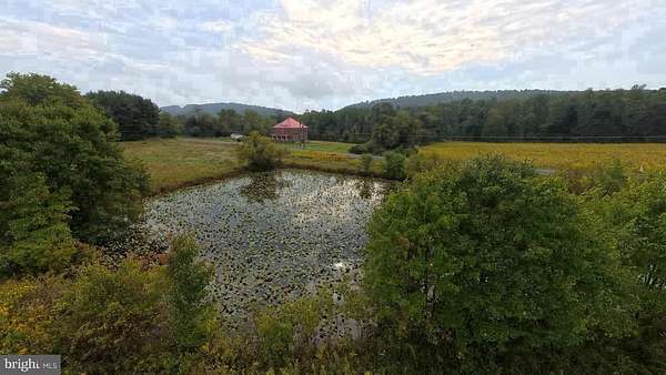 4.1 Acres of Residential Land for Auction in New Bloomfield, Pennsylvania