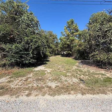 0.44 Acres of Residential Land for Sale in Poplar Bluff, Missouri