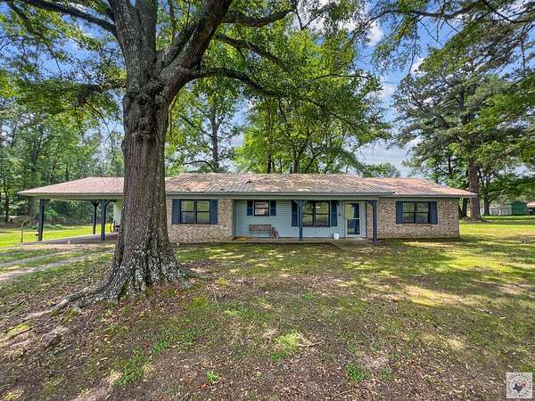 5.65 Acres of Land with Home for Sale in New Boston, Texas