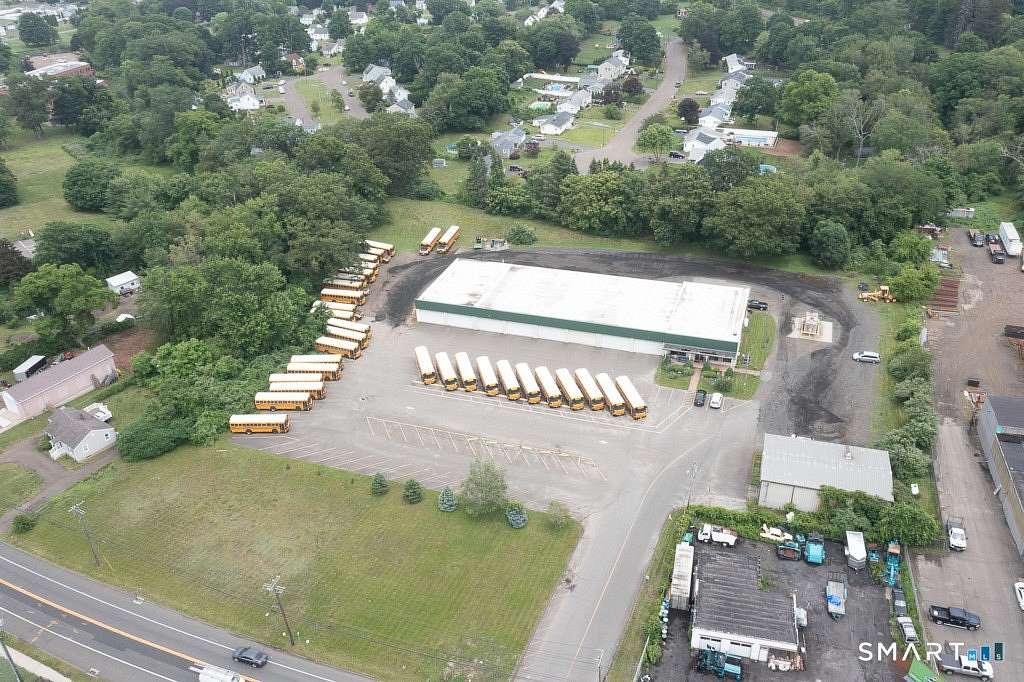 4 Acres of Improved Commercial Land for Sale in North Haven, Connecticut