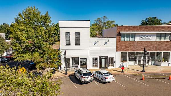 22.4 Acres of Improved Mixed-Use Land for Auction in Brownsville, Tennessee